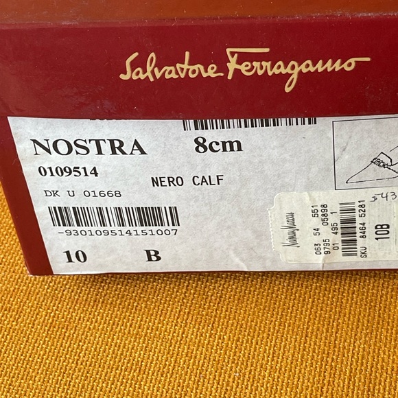 VINTAGE FERRAGAMO BROWN LOGO PUMPS - Picture 2 of 12